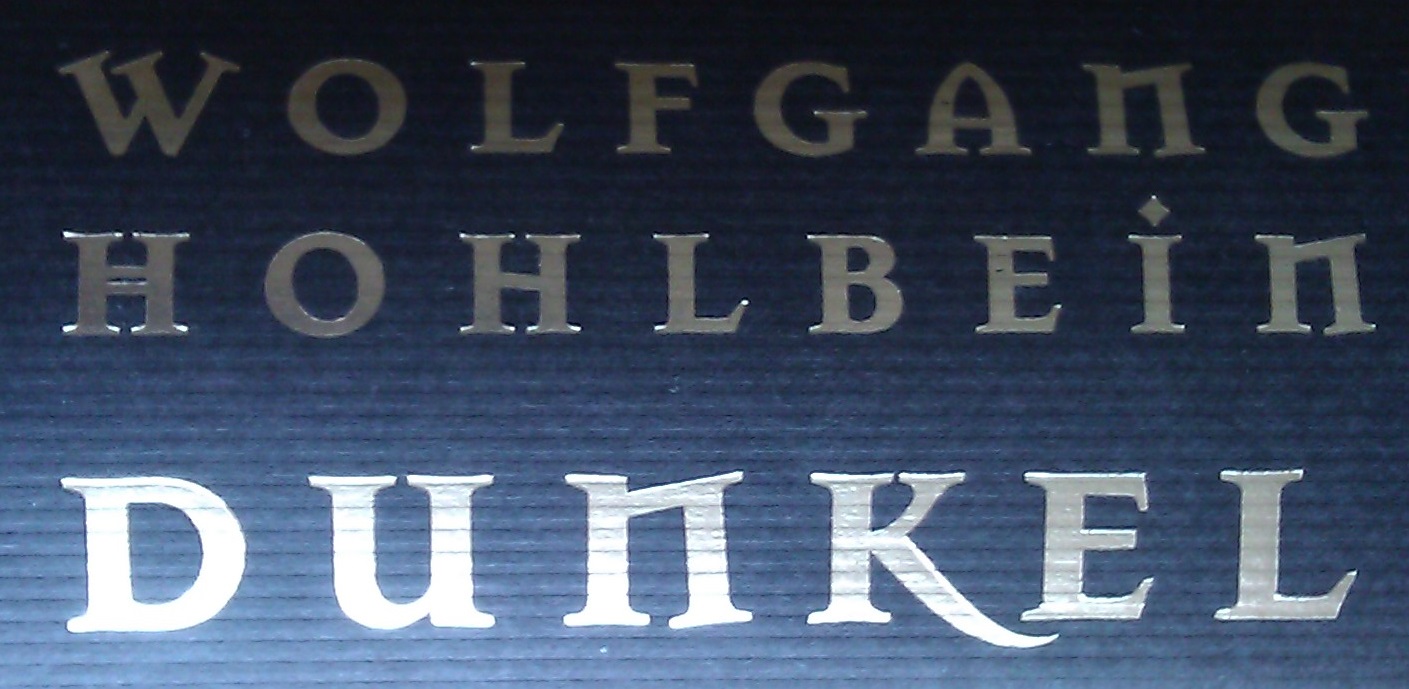 Dunkel - Wolfgang Hohlbein Buchkritik